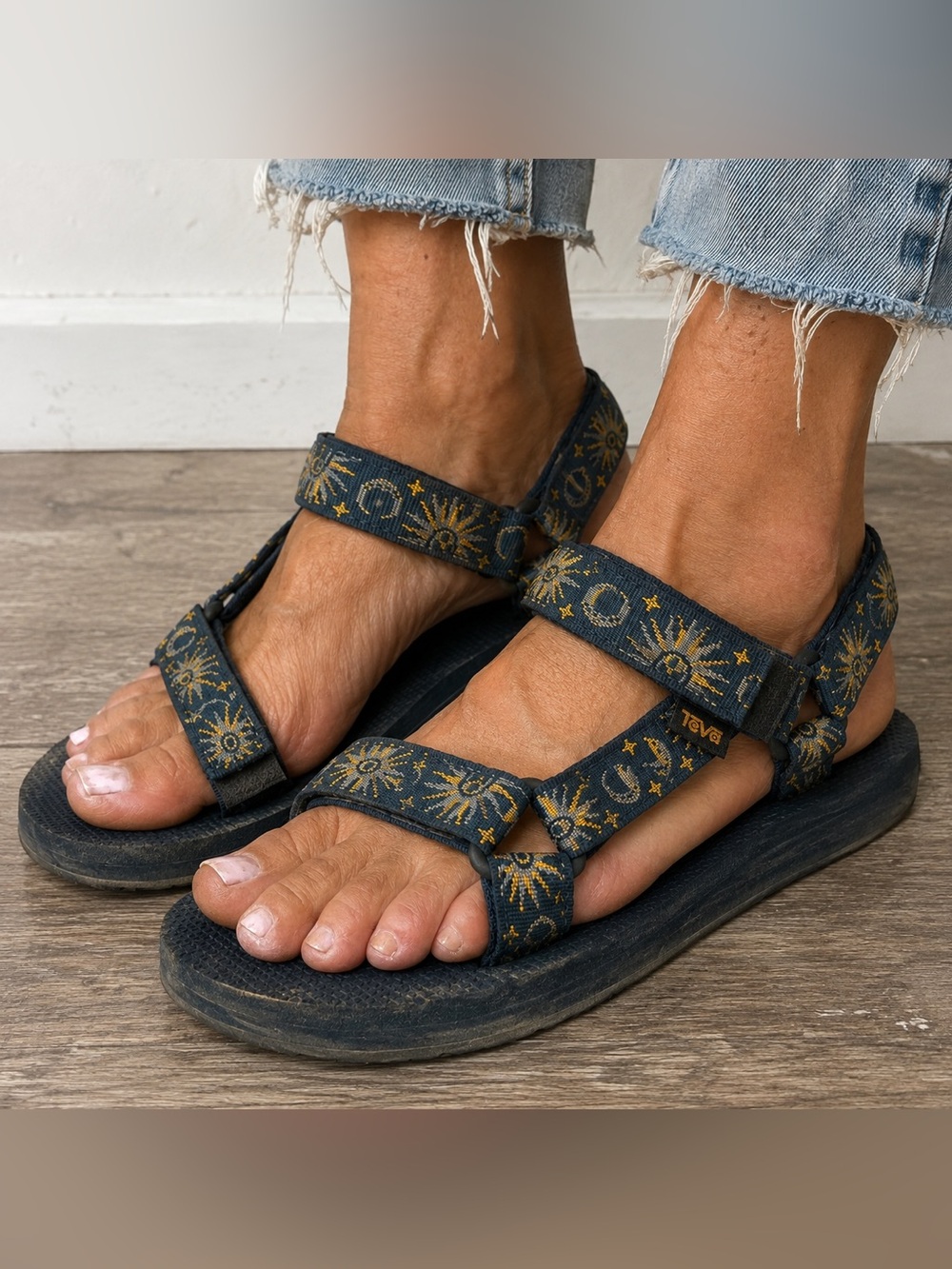 Teva Original Universal Sport Sandals Celestial Sun Moon Print Adjustable Women’